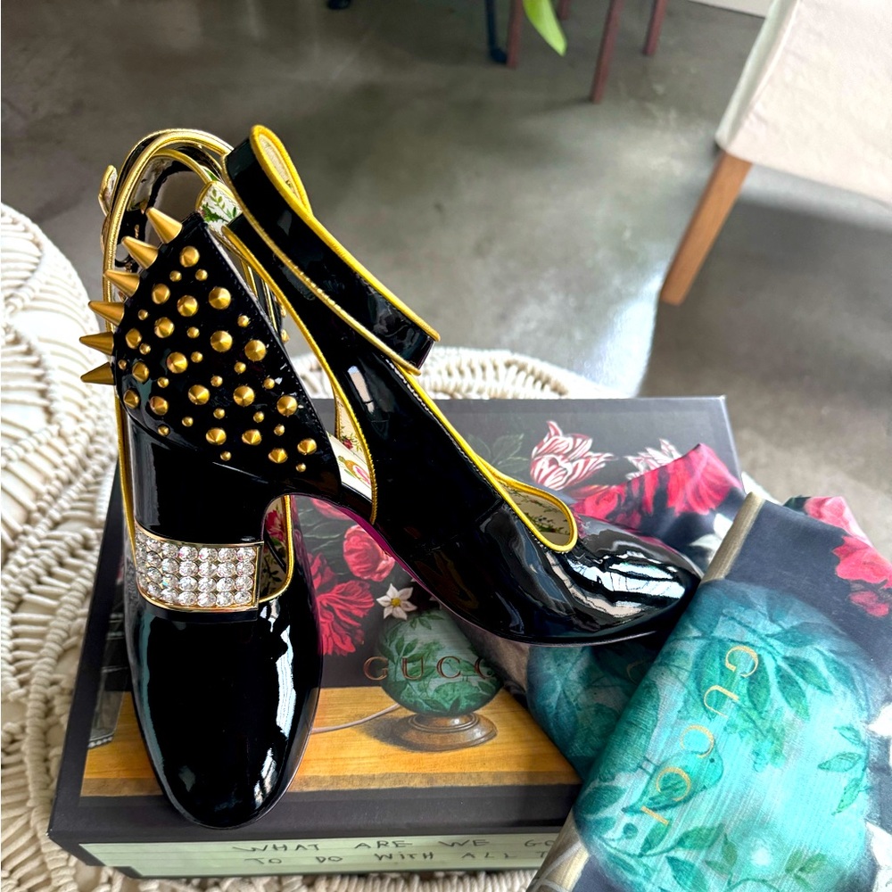 GUCCI Fabulous crystals & studs